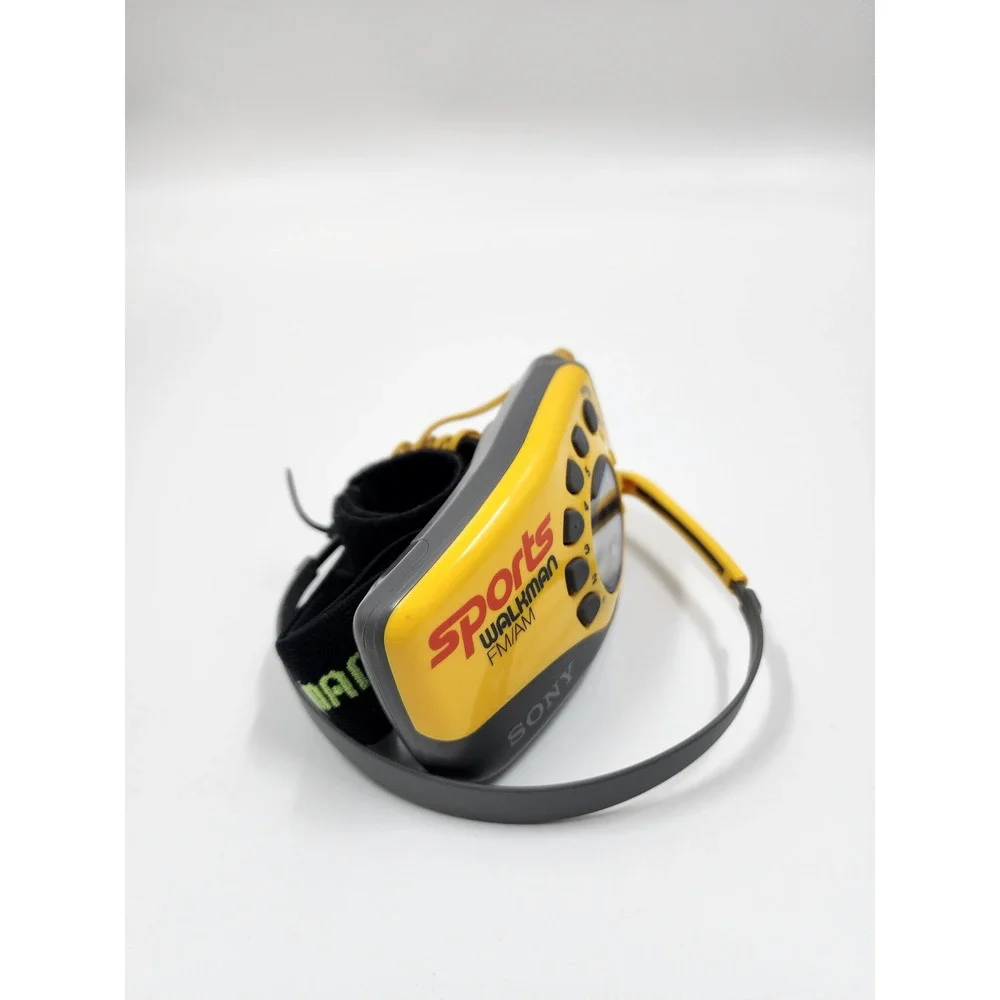 Sony Sports Walkman SRF-M78 FM AM Radio ArmBand Yellow MDR-W14 HeadphonesVintage